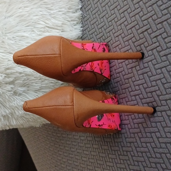 Betsey Johnson Catelynn brown leather platform pumps 9.5 Corset heels - Picture 12 of 15